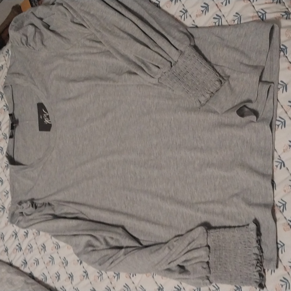 Mac and Me Top